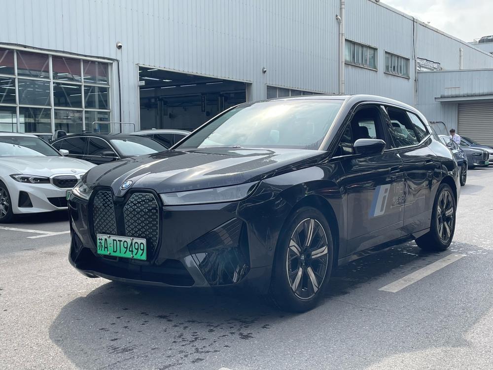 BMW BMW iX