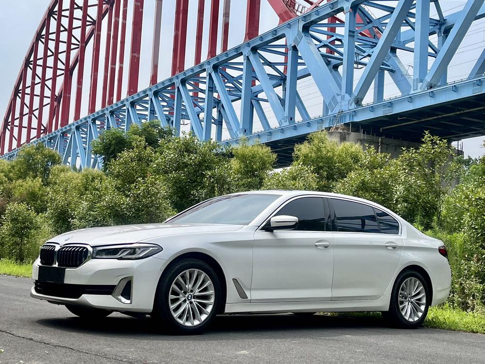 BMW BMW 5-Series