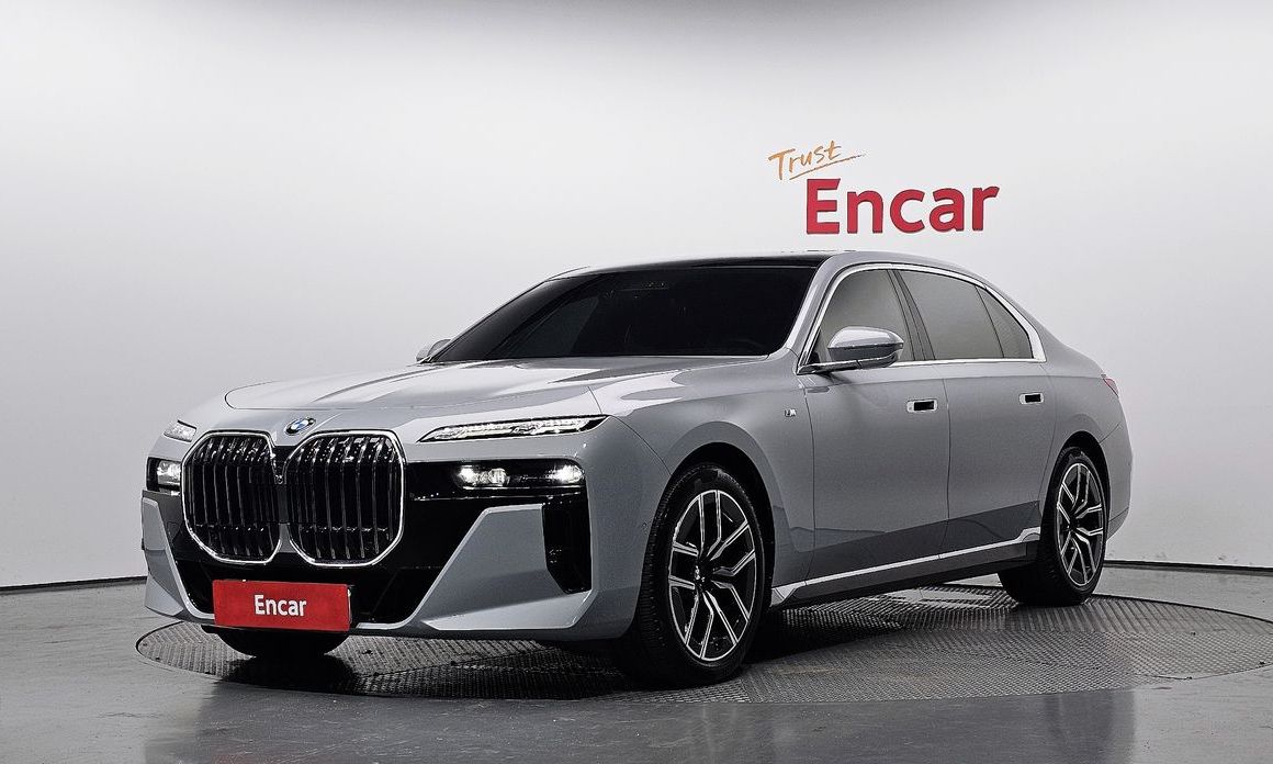 BMW 7-Series