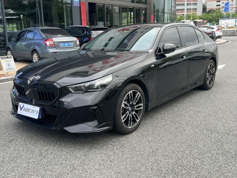 BMW BMW 5-Series