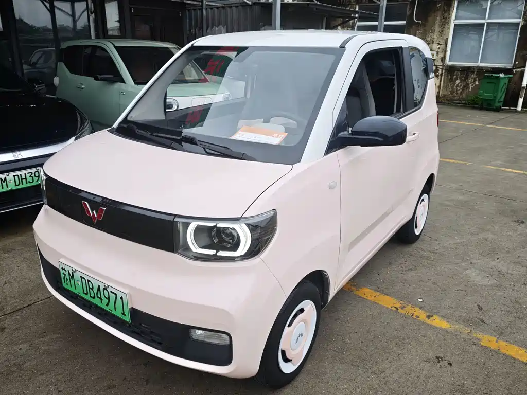 Wuling MINIEV
