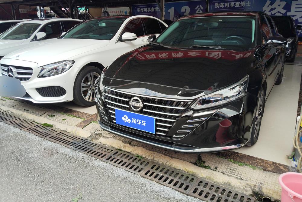 Nissan Teana