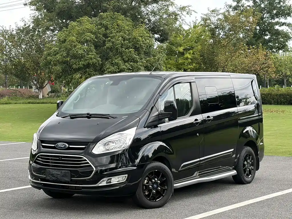 Ford Tourneo