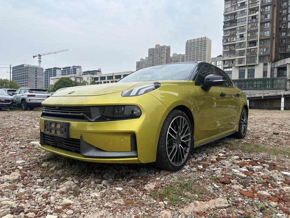Lynk & Co Lynk & Co 03