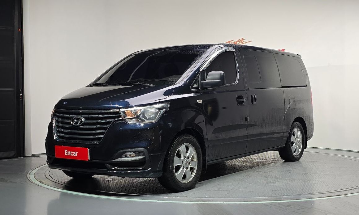 Hyundai Starex