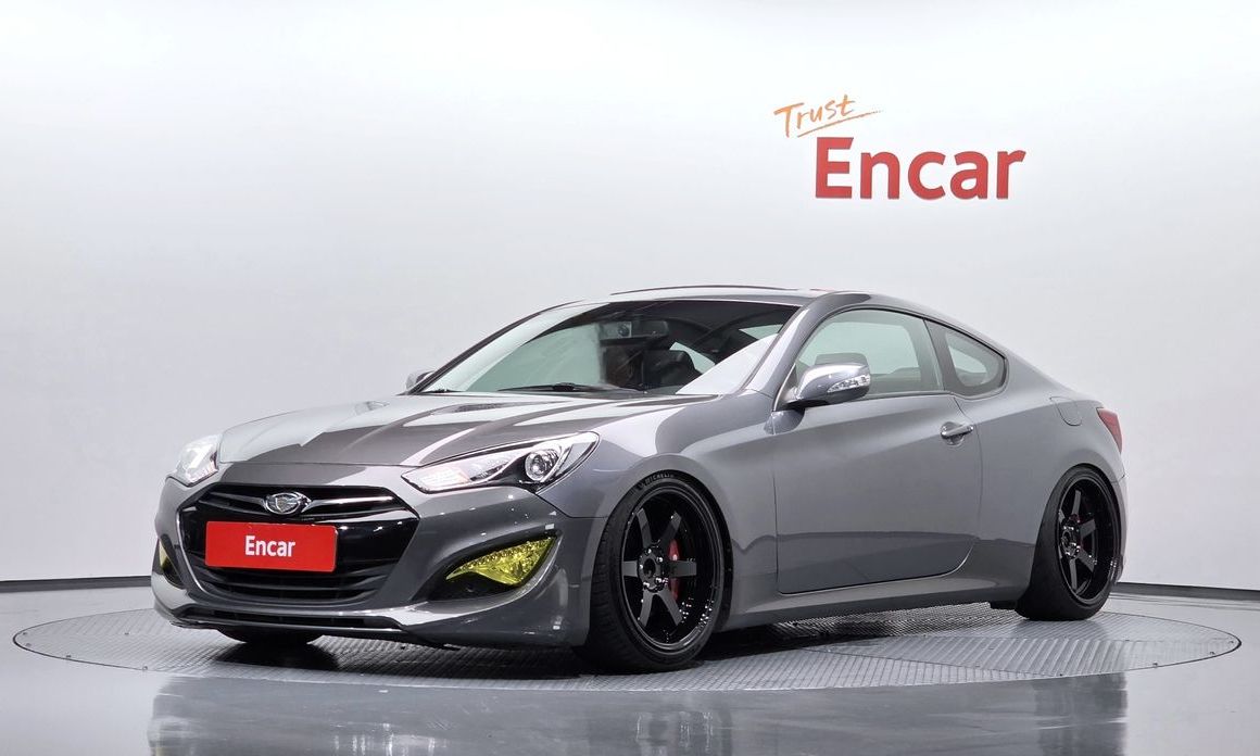 Hyundai Genesis