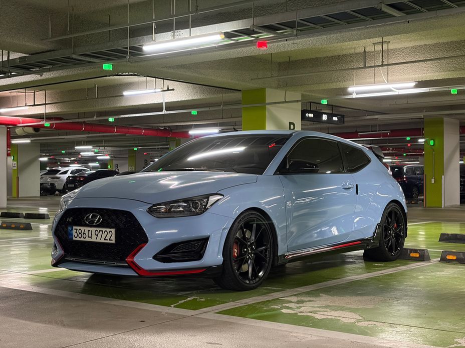 Hyundai Veloster
