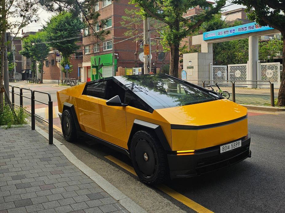 Tesla Cybertruck