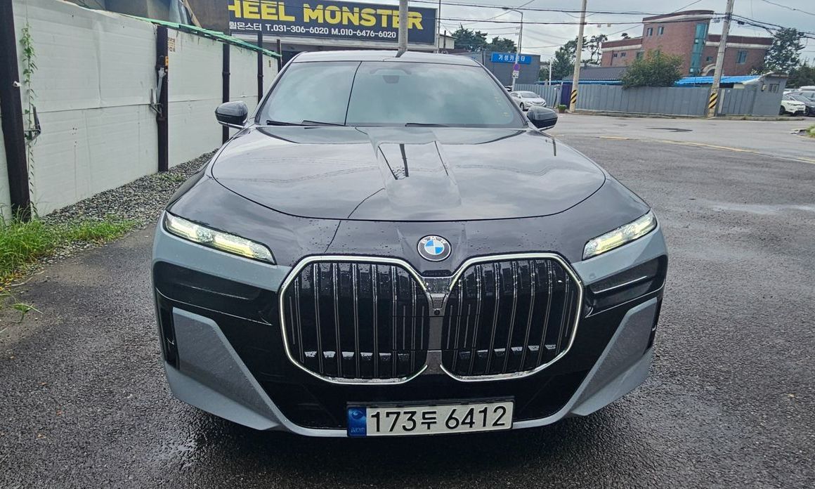 BMW 7-Series