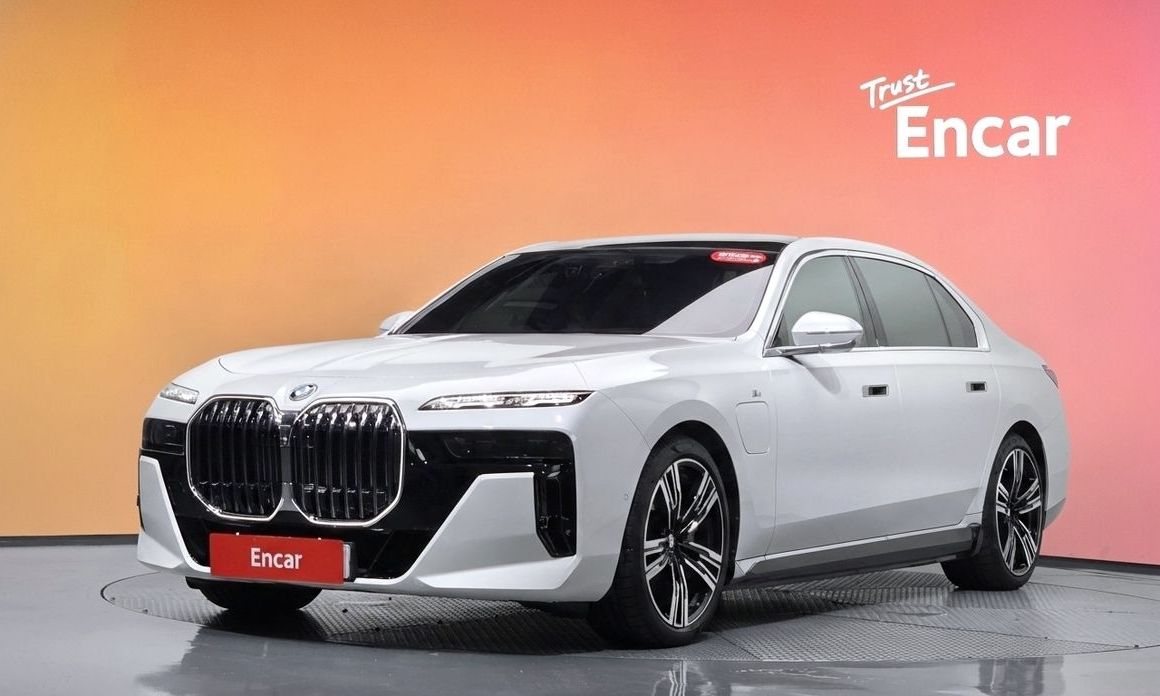 BMW 7-Series