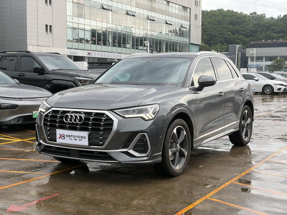 Audi Audi Q3