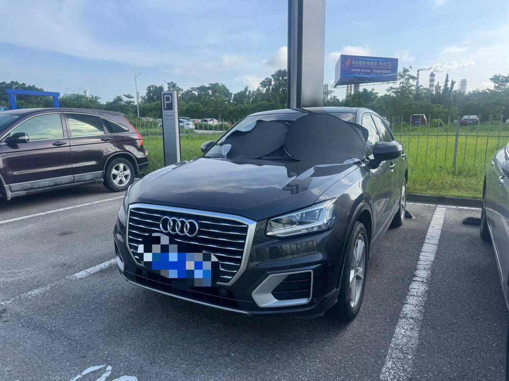Audi Audi Q2L