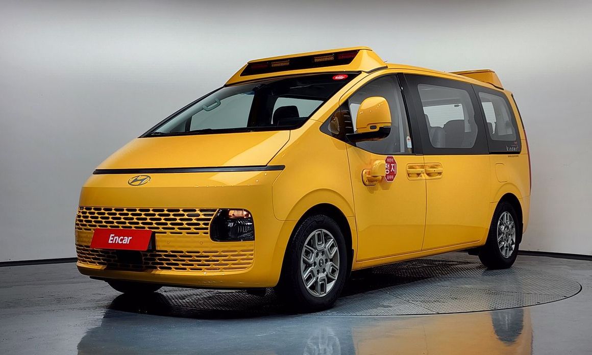 Hyundai Staria