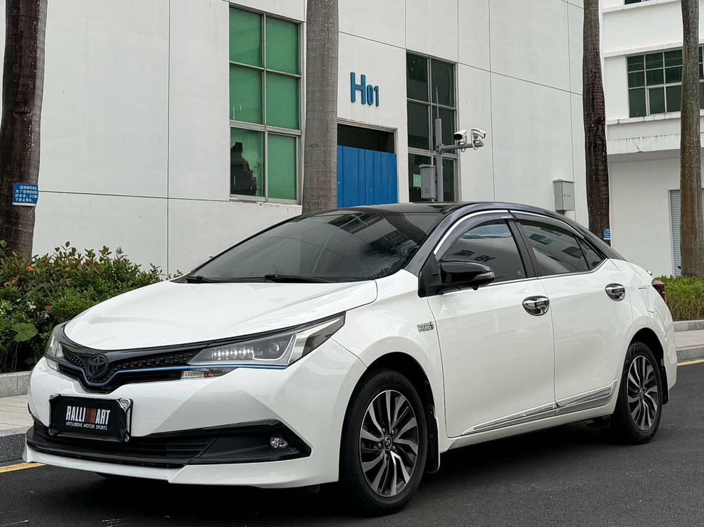 Toyota Corolla Hybrid E+