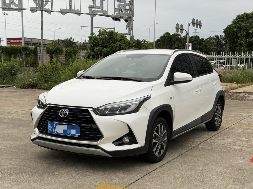 Toyota Yaris L