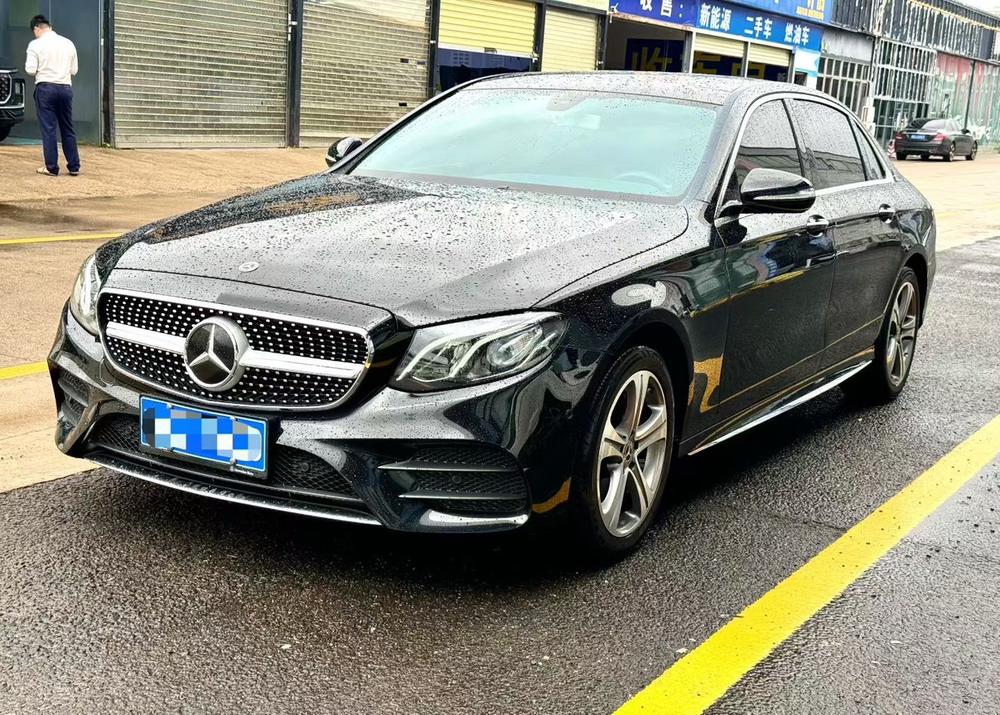 Mercedes-Benz Mercedes-Benz E-Class