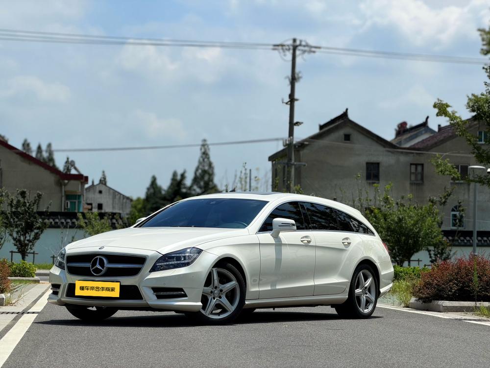 Mercedes-Benz Mercedes-Benz CLS