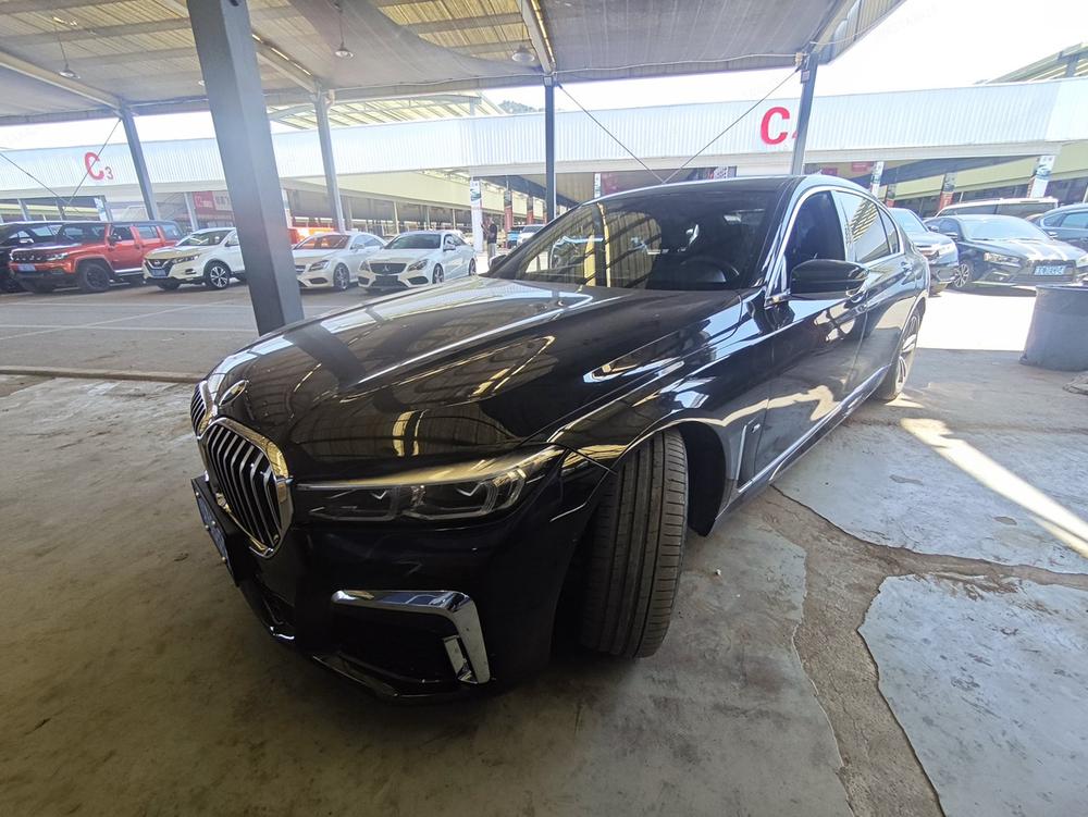 BMW BMW 7-Series