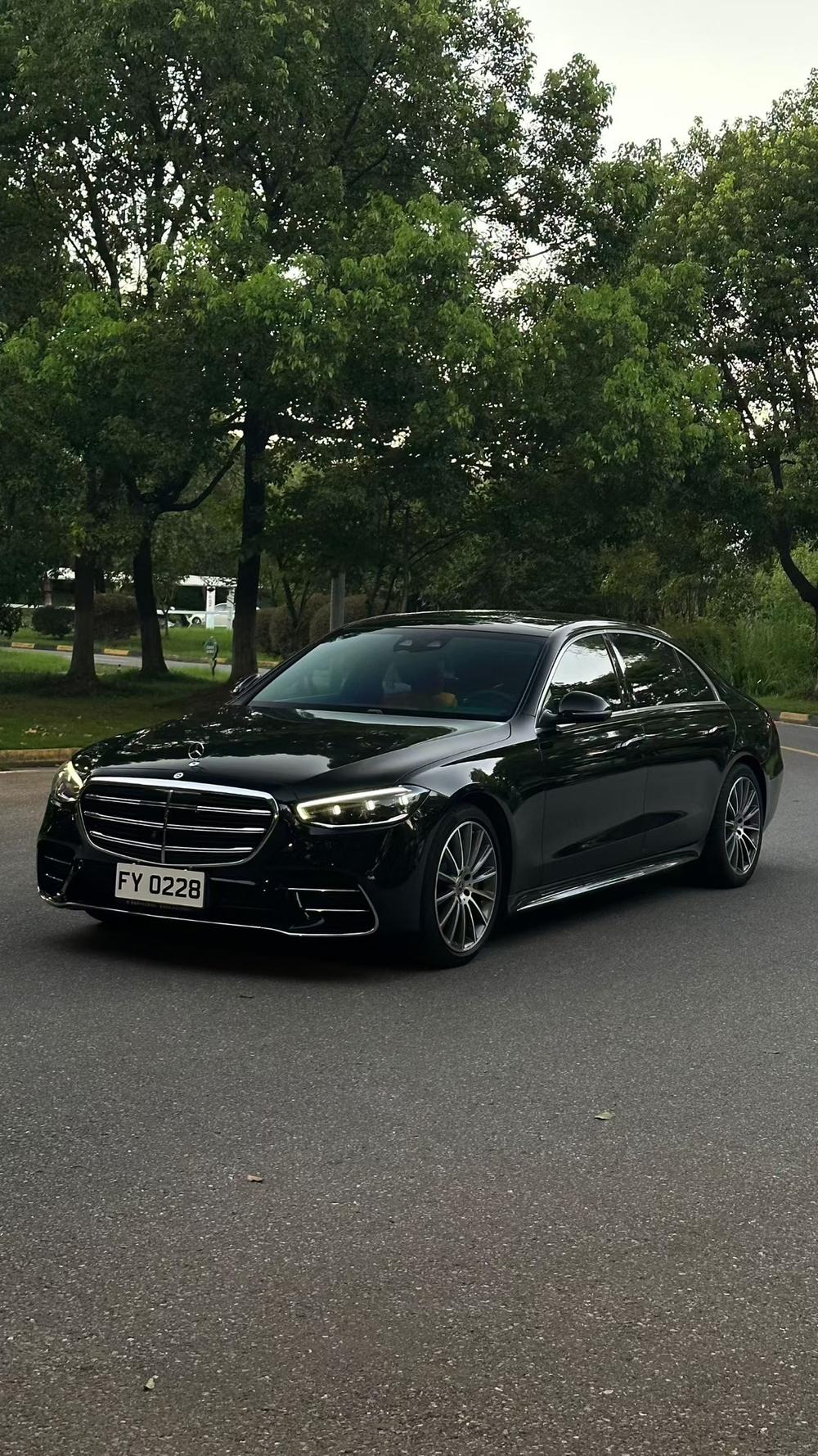 Mercedes-Benz Mercedes-Benz S-Class