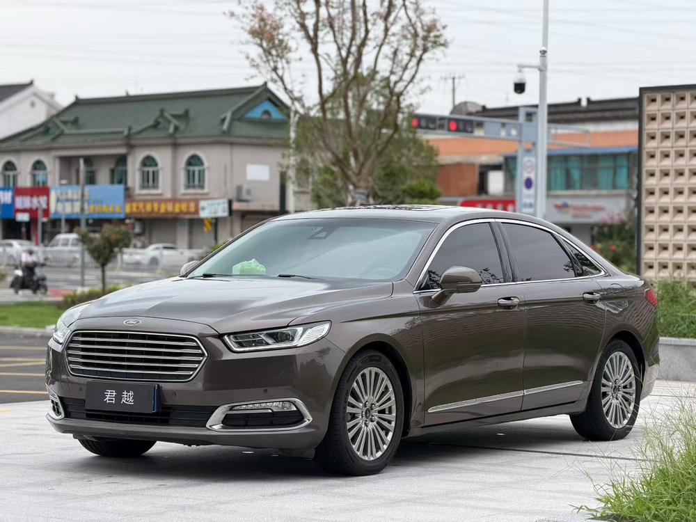 Ford Taurus