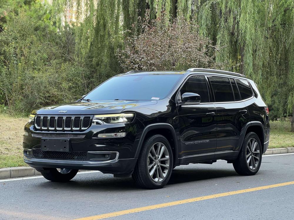 Jeep Grand Commander