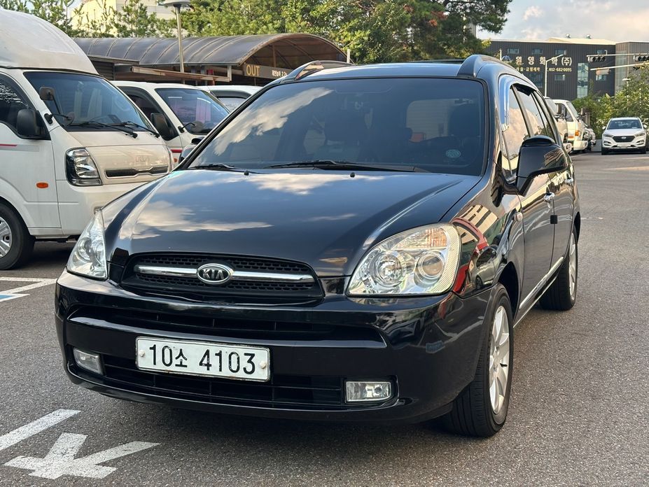 Kia Carens