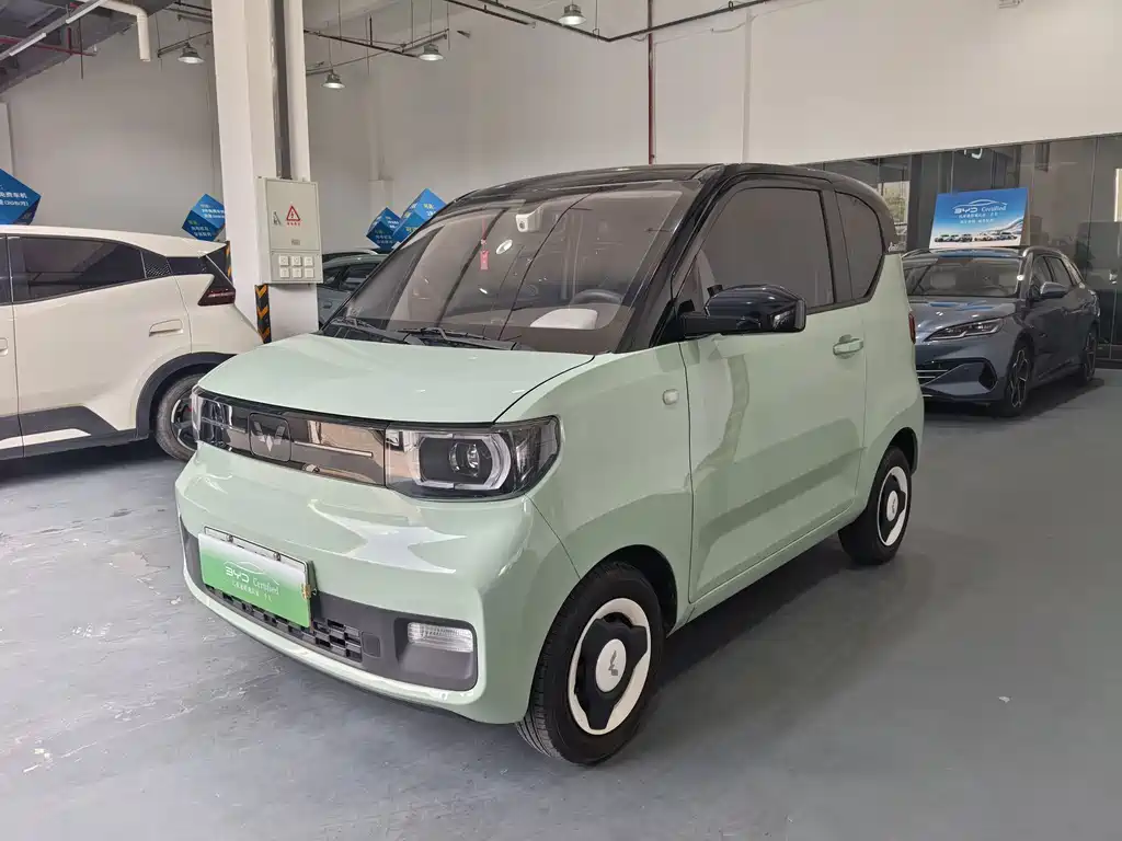 Wuling MINIEV