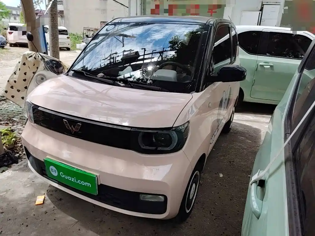 Wuling MINIEV
