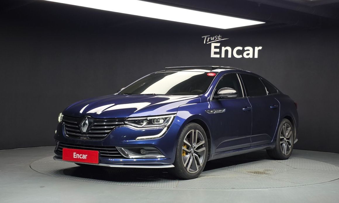 Renault SM6