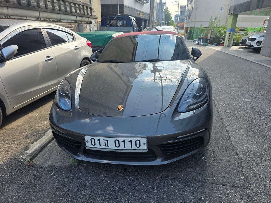 Porsche 718