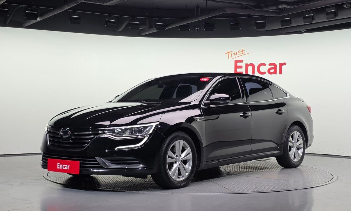 Renault SM6