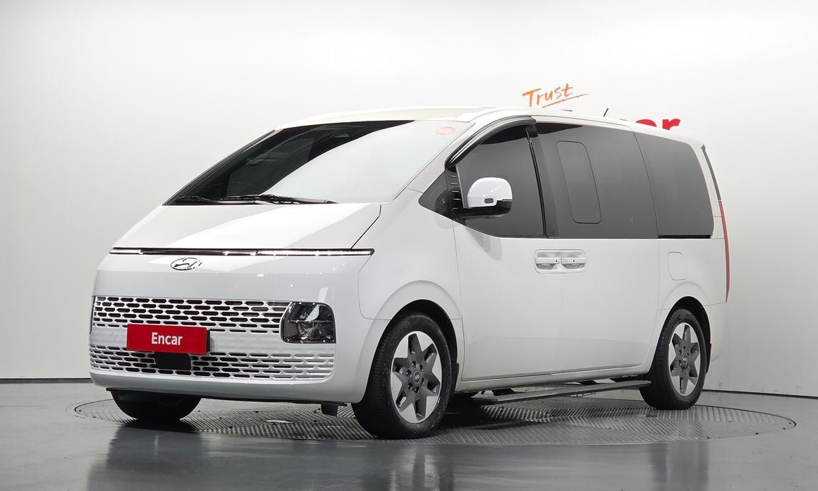 Hyundai Staria