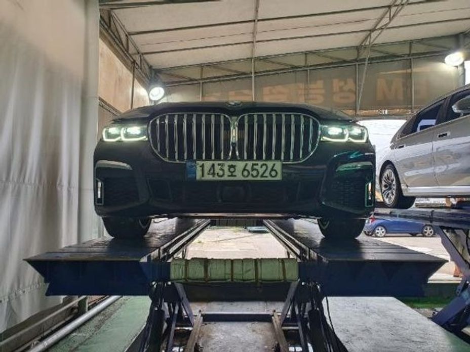 BMW 7-Series