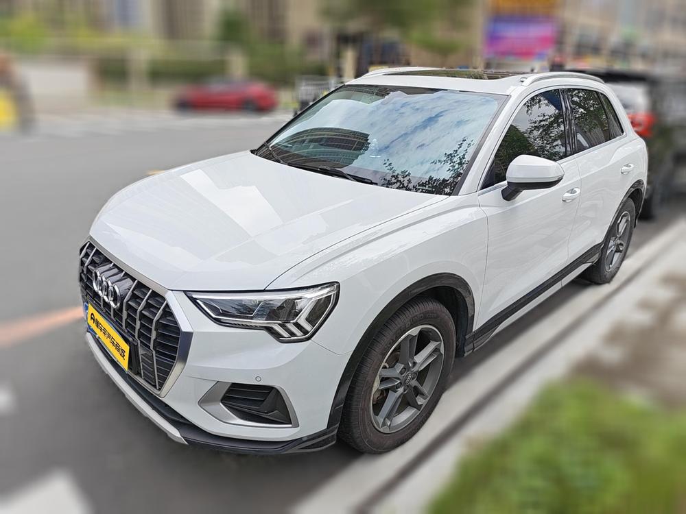 Audi Audi Q3