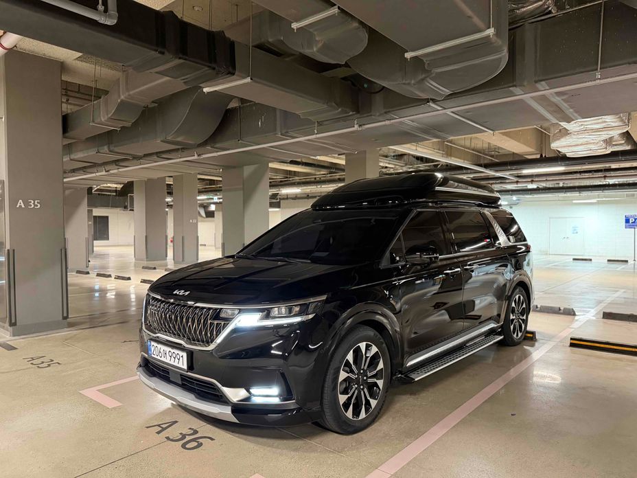 Kia Canival