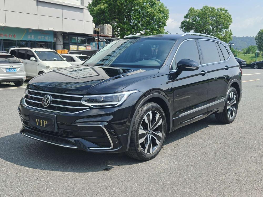 Volkswagen Tiguan L
