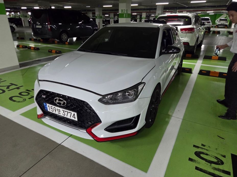 Hyundai Veloster