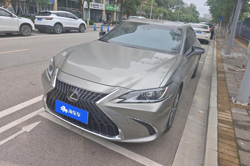 Lexus Lexus ES
