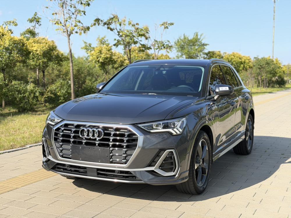 Audi Audi Q3