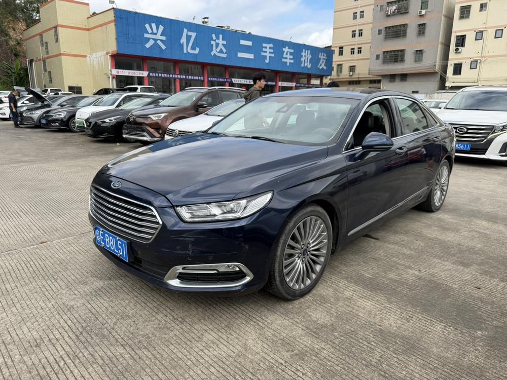 Ford Taurus