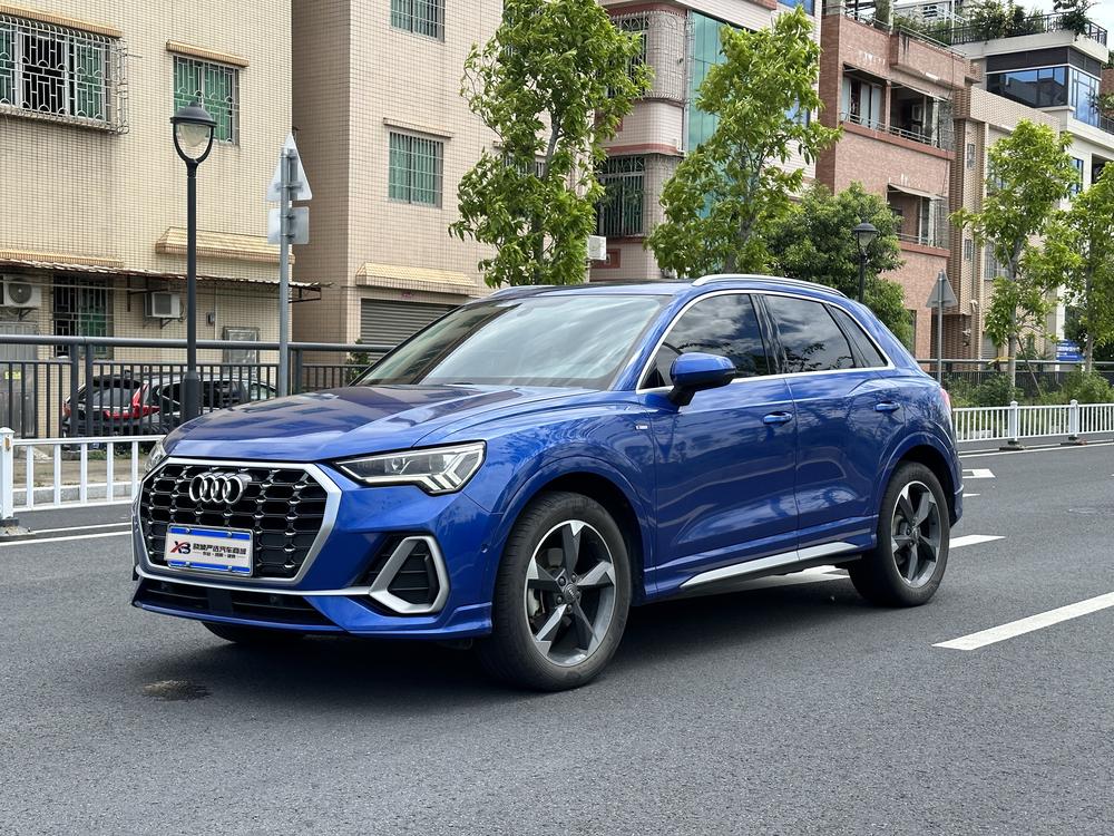 Audi Audi Q3
