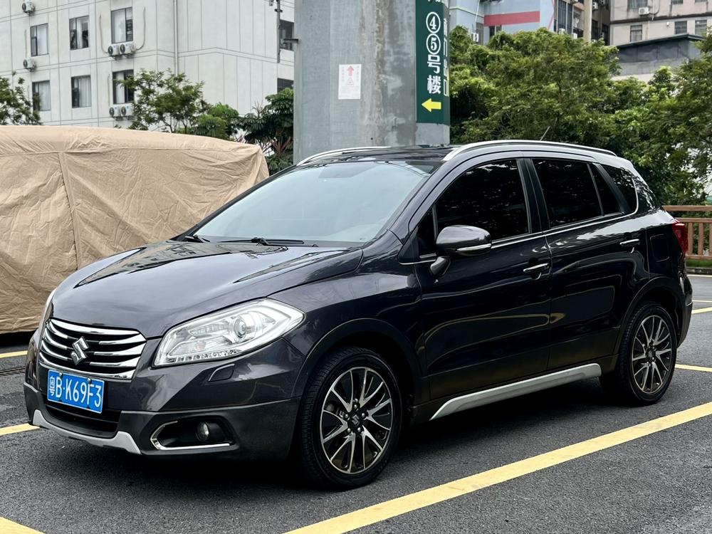 Suzuki S-Cross