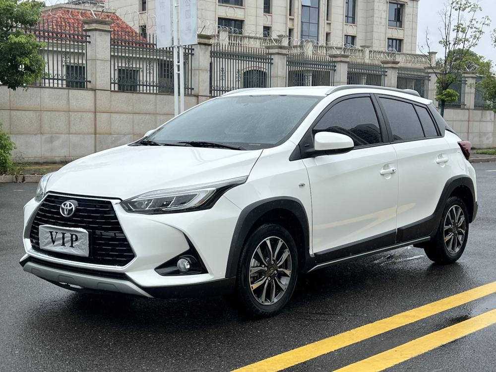Toyota Yaris L