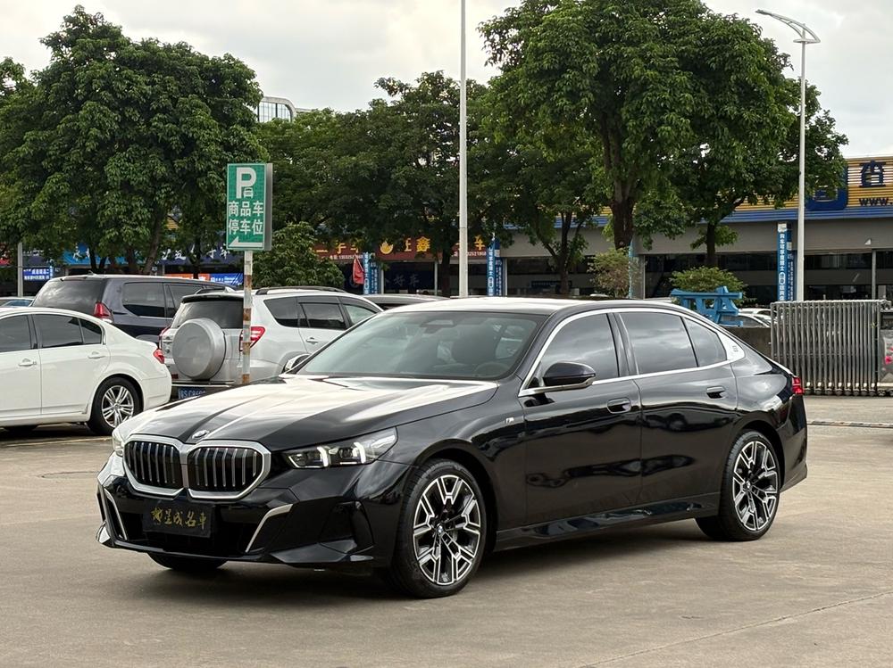 BMW BMW 5-Series
