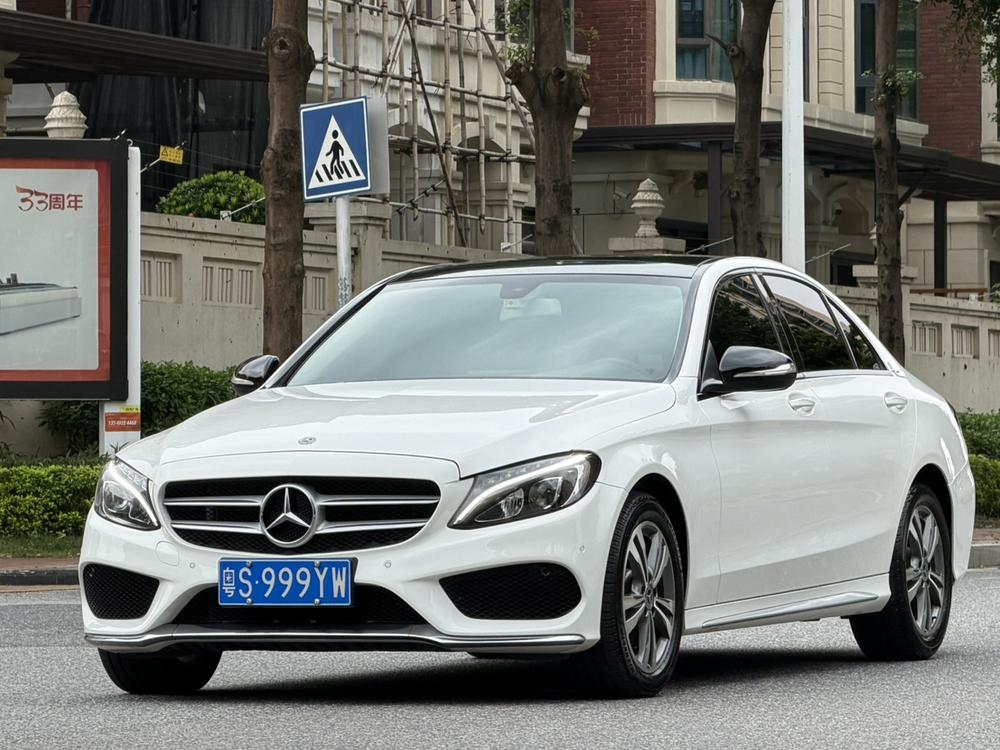 Mercedes-Benz Mercedes-Benz C-Class