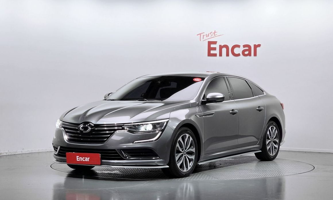 Renault SM6