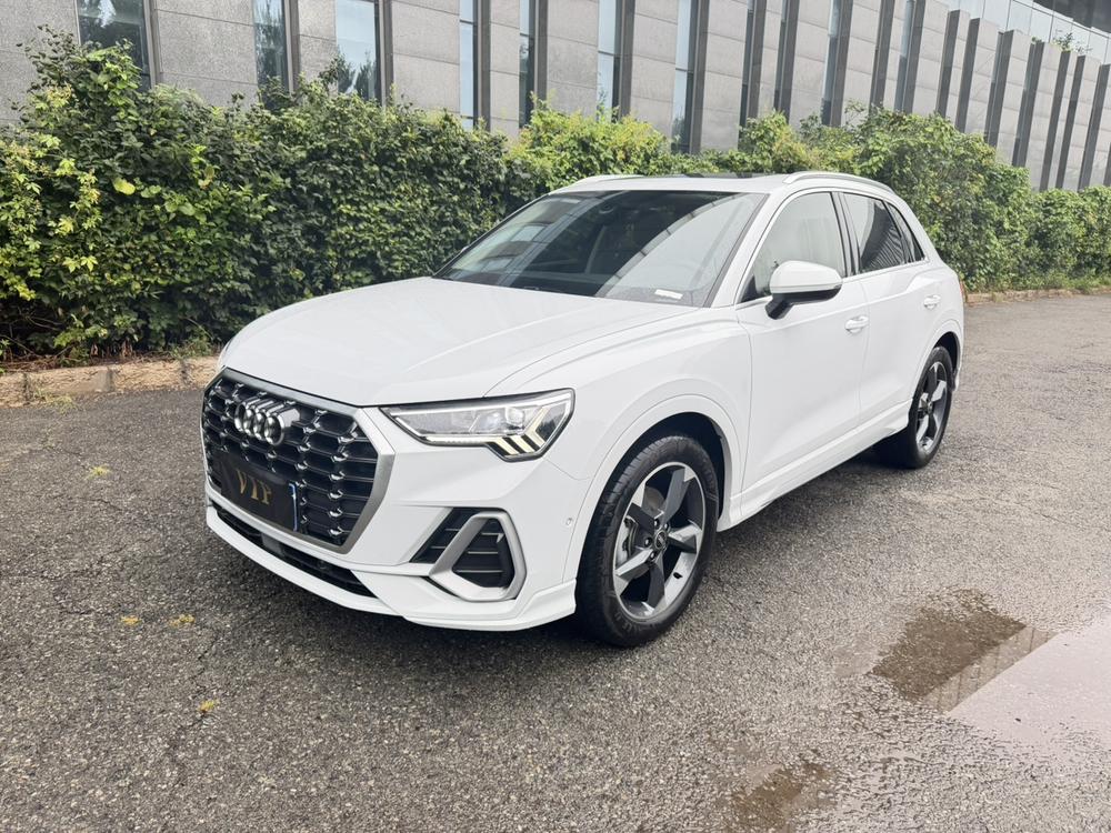 Audi Audi Q3