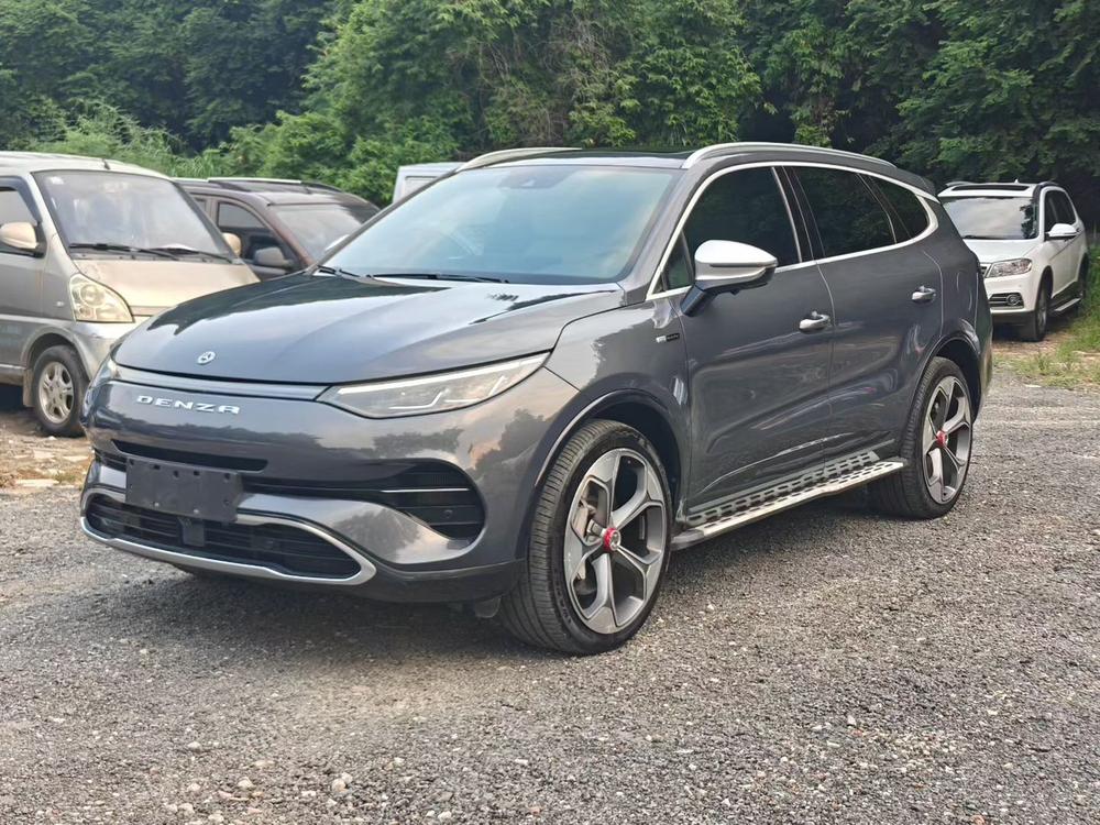 Denza Denza X PHEV