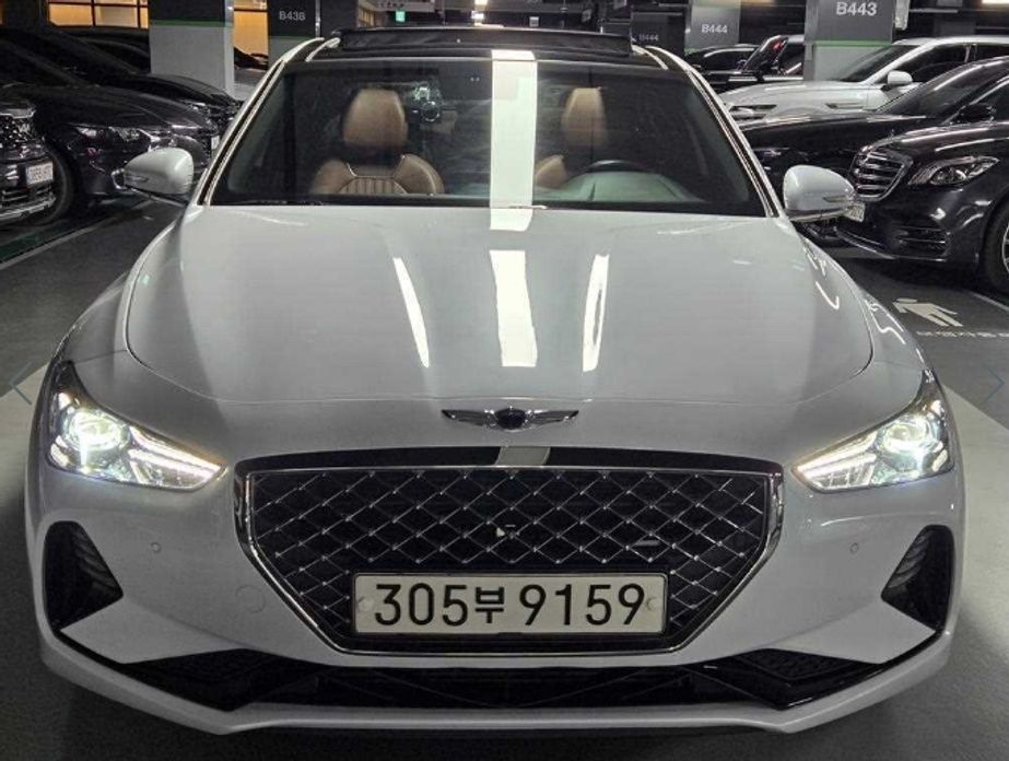 Genesis G70