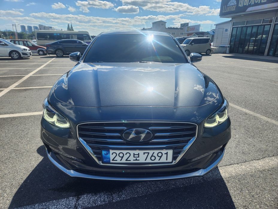 Hyundai Grandeur